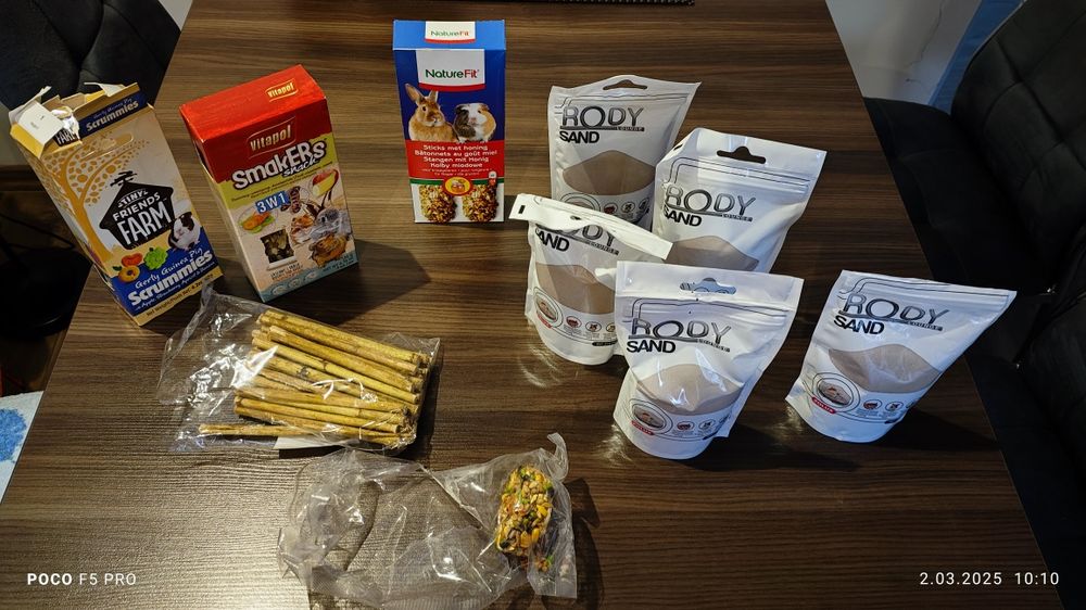 Piasek , kolby, karma dla chomika