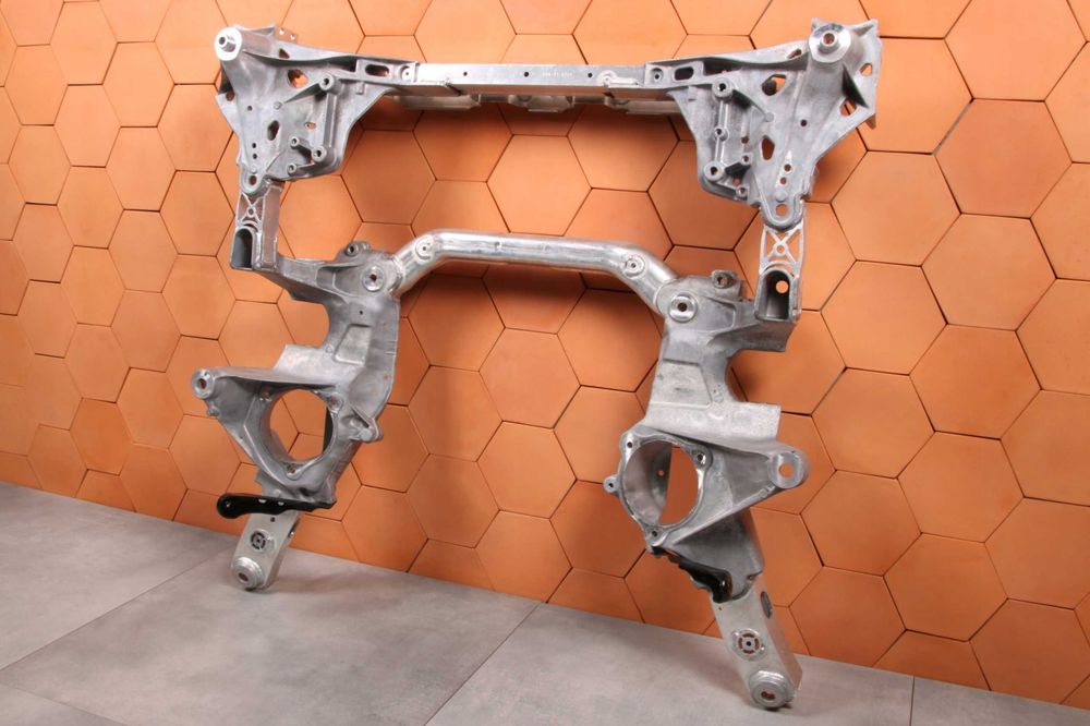 BMW 5 G30 6GT G32 7 G11 G12 8 G14 G15 G16 Підрамник передній