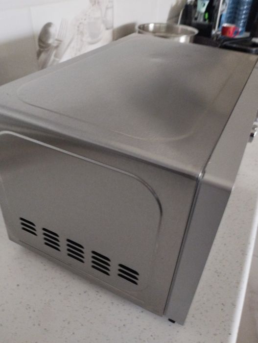 Мікрохвильовка Severin 700 w