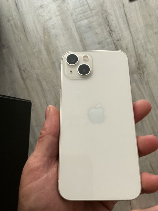 iPhone 13 128 GB.Stan praktycznie idealny.
