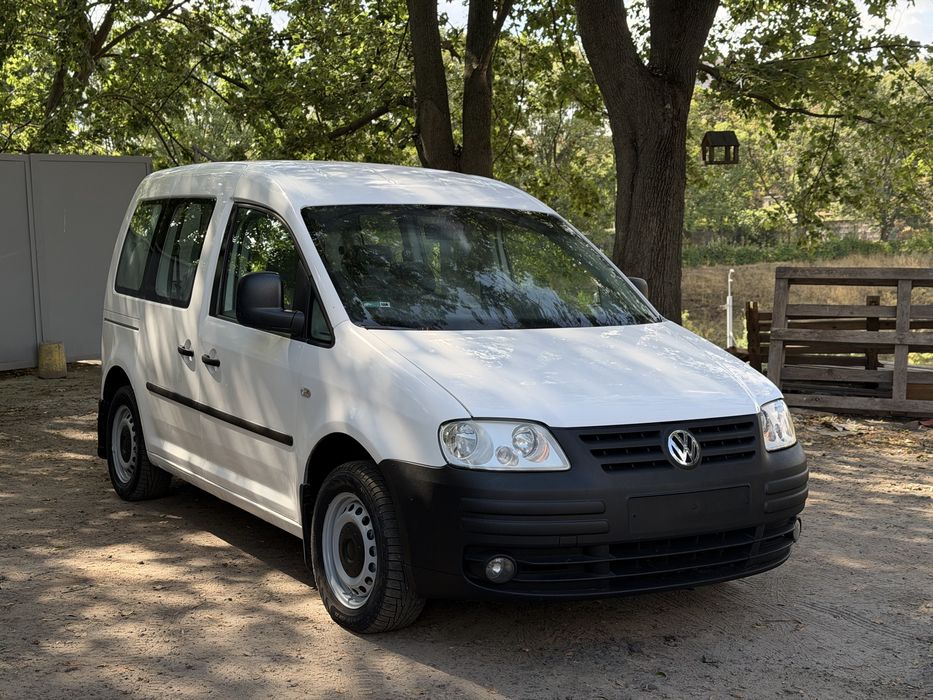 Volkswagen Caddy 1.6mpi механика кондиционер пассажир
