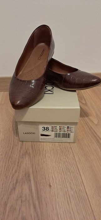 Buty skórzane Lasocki rozmiar 38