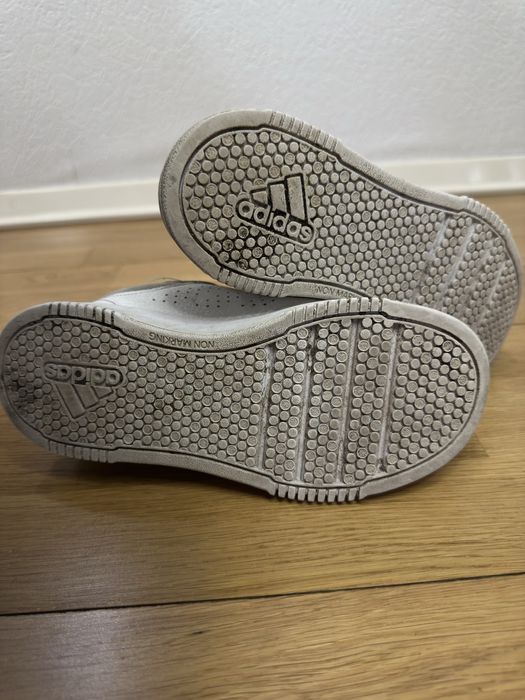 Кеди Adidas, 34 р., класичні білі