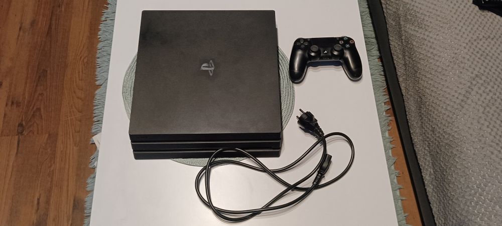Konsola Sony PlayStation 4 Pro 1TB, wyczyszona, gwarancja, kontroler
