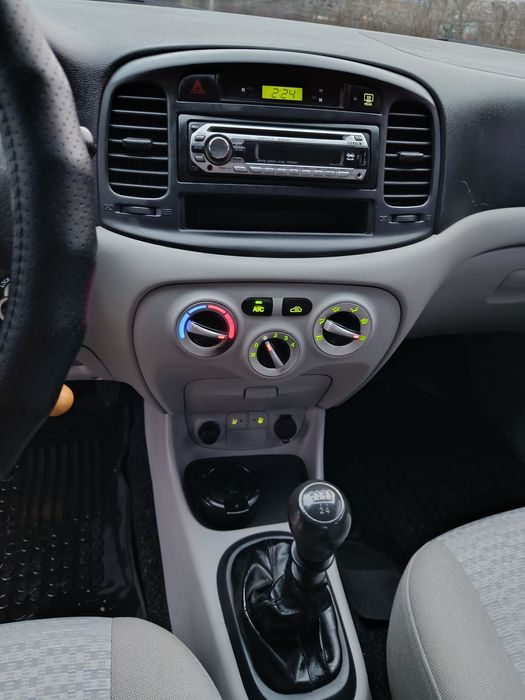 Продам hyundai accent