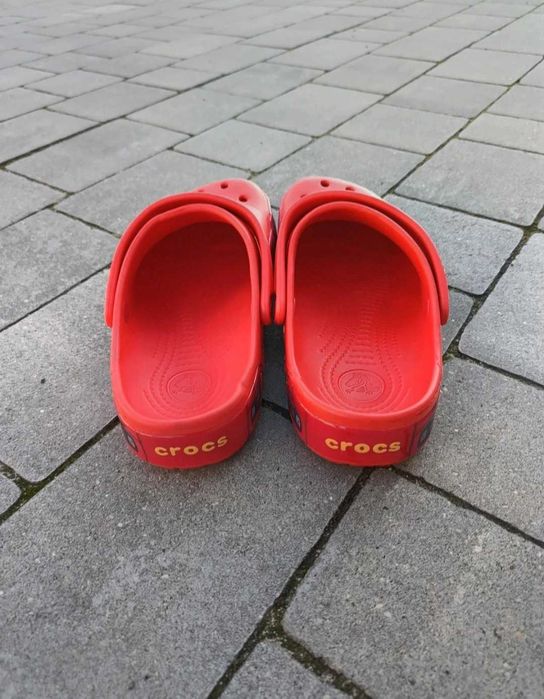 Crocs lighting McQueen
