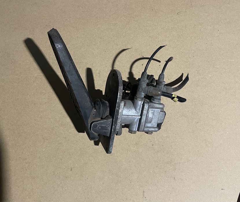 Pedał hamulca Setra