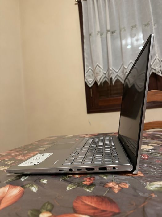 ASUS VivoBook 15 X512DA