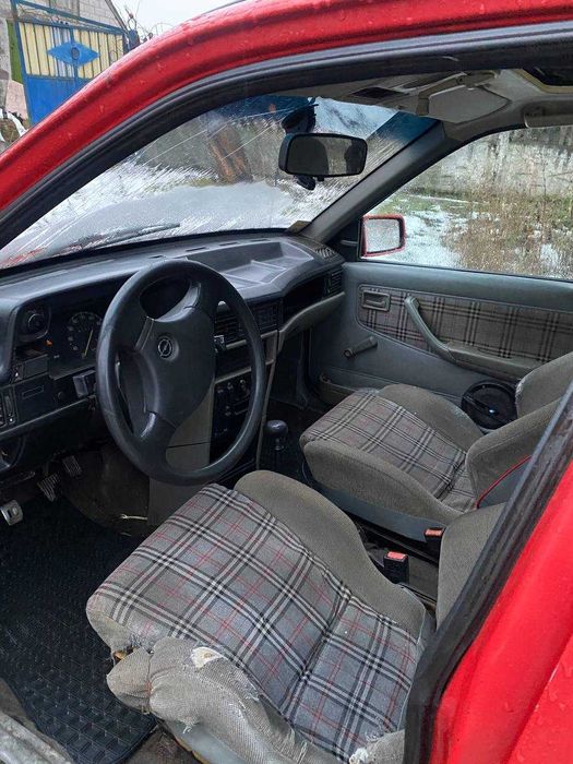 Opel Kadett универсал