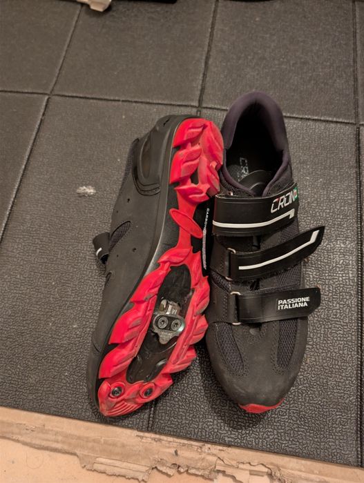 Sapatilhas Ciclismo Crono (Tam. 43)