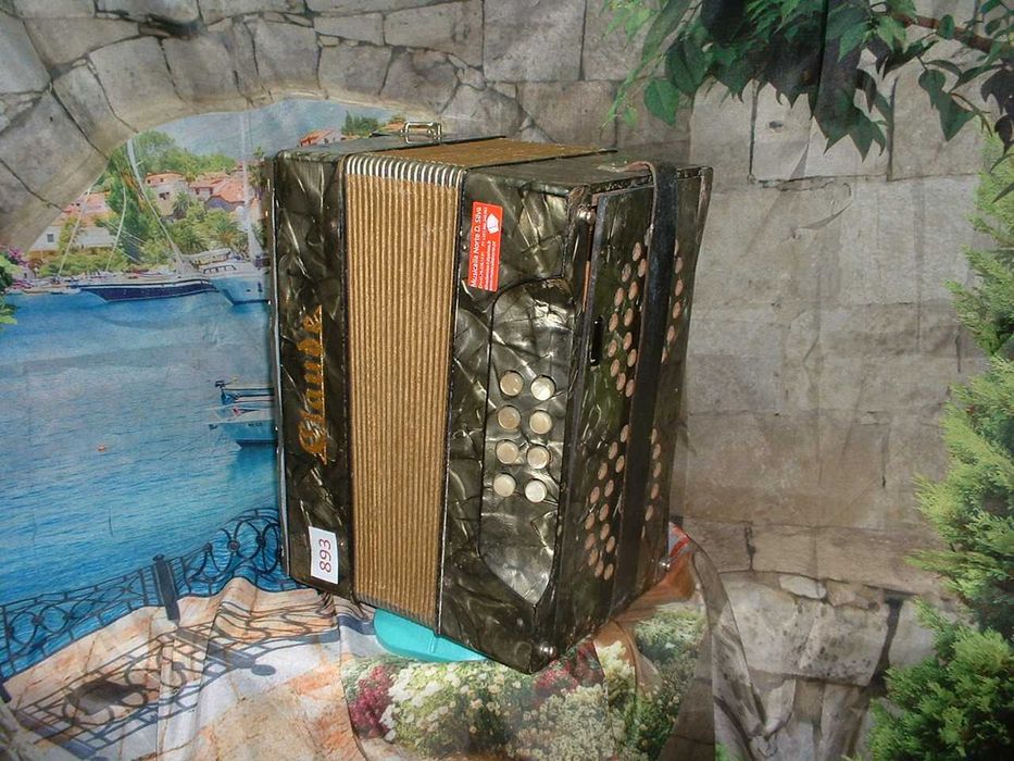 Concertina Avenda R, .893