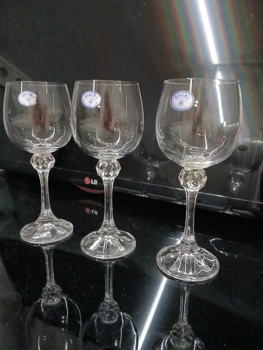 Продам бокалы чешские Вогемия