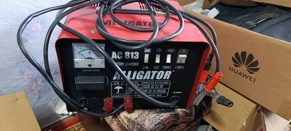 Пуско-зарядний пристрій Alligator AC 813 (12/24V, 45A) ПЗУ б/в