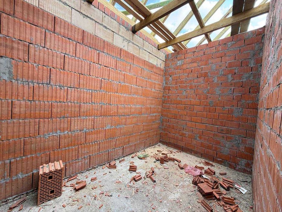 Великий таунхаус з земелею 15 м в Опришівцях