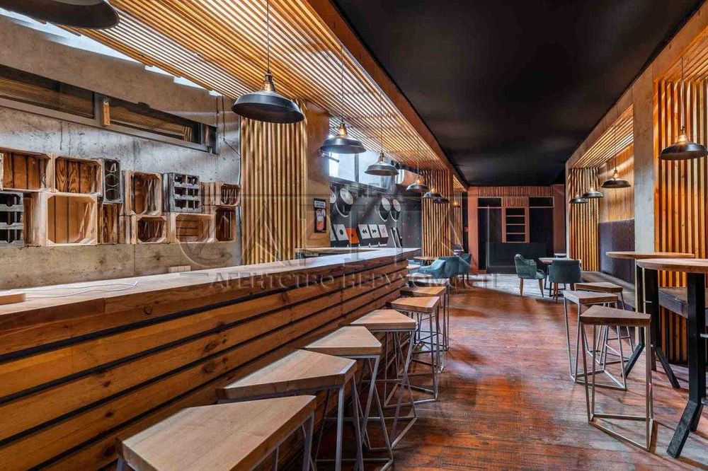 Оренда комерції фасад ТРАФІК ресторан бар тераса Шевченківський Центр