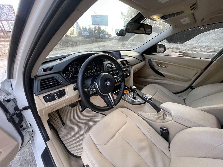 BMW F30 328  2012 год