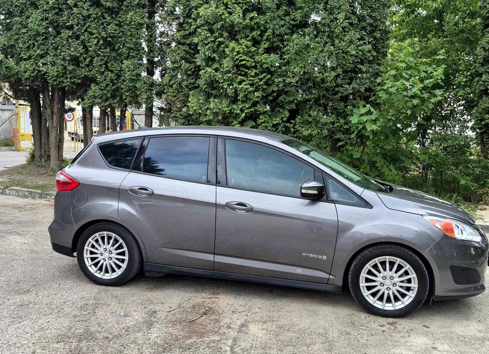 Продам власне авто Ford C-Max 2014 року.