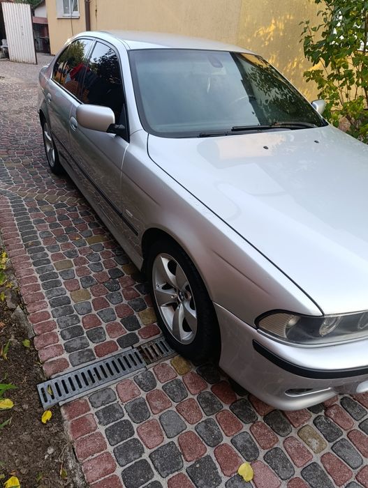 Продам Бмв е39 рестайл