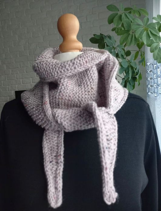 Szaliczek Sofia ręcznie robiony na drutach