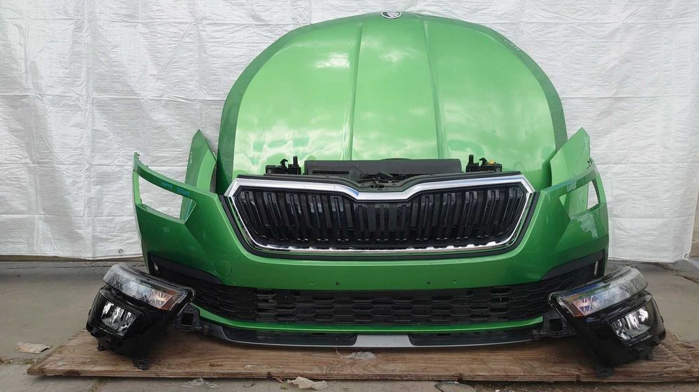 Перед Skoda Kamiq комплект