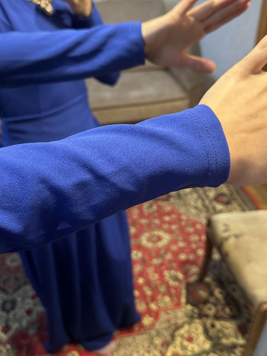 Сукня жіночна, синього насиченого кольору