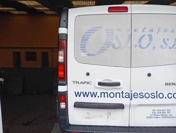 Porta da mala esquerda RENAULT Trafic III (FG_)