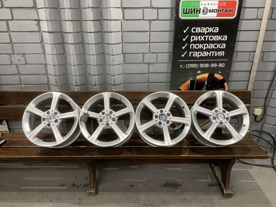 99 Оригинальные литые диски Mercedes-Benz 5/112 R17 et44
