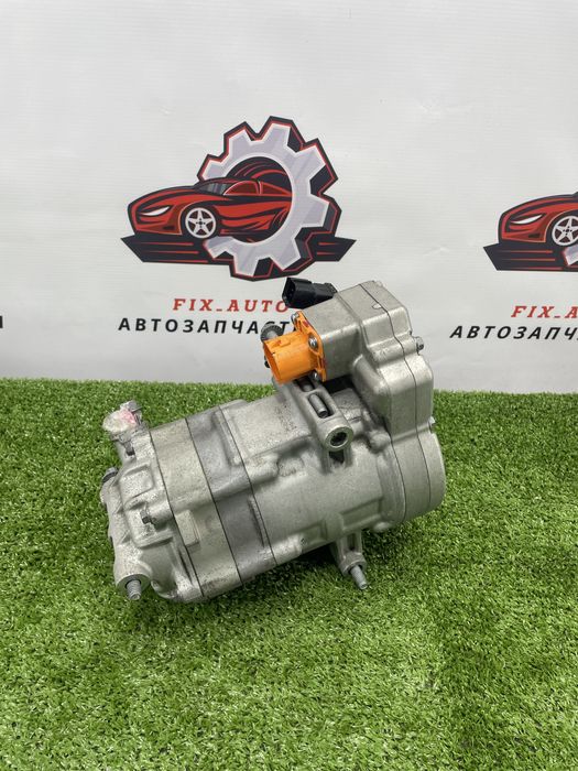 Компресор кондиціонера Кіа Ніро 23- hev, phev