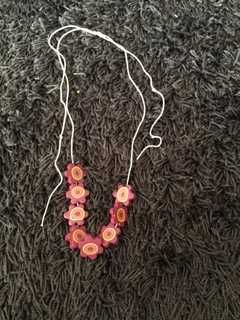 colar tons de rosa