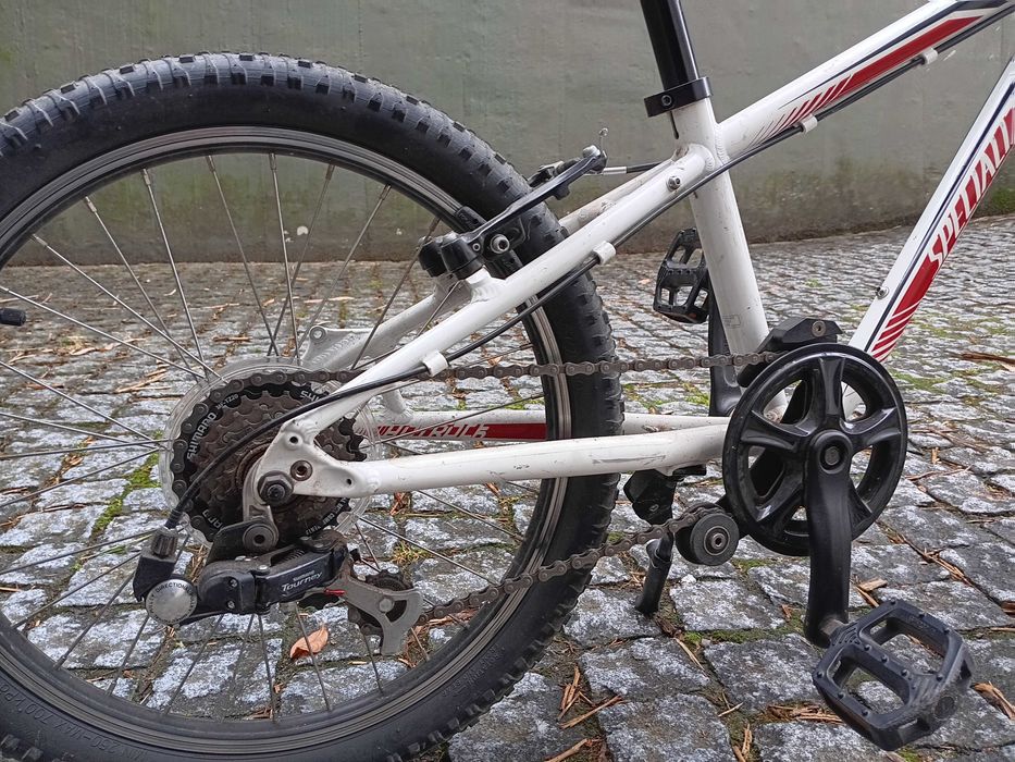 Bicicleta Specialized Criança Roda 20