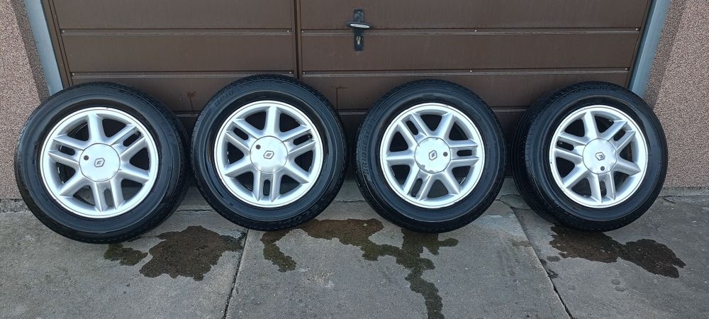 Sprzedam felgi renault 15.