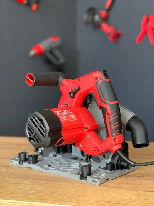 Погружна пила Milwaukee M16 2632-20 | + 2 шини по 1м