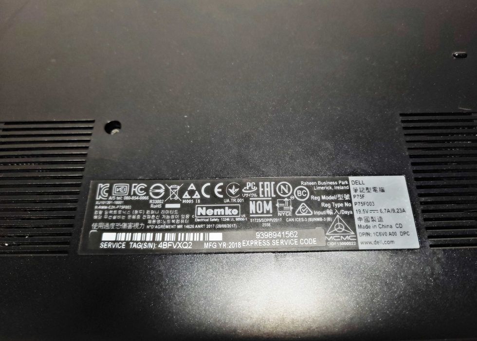 Laptop Dell g15 i5-8300H/16GB /Win10 GTX1050