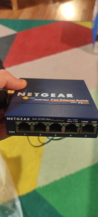 Switch Netgear fs105