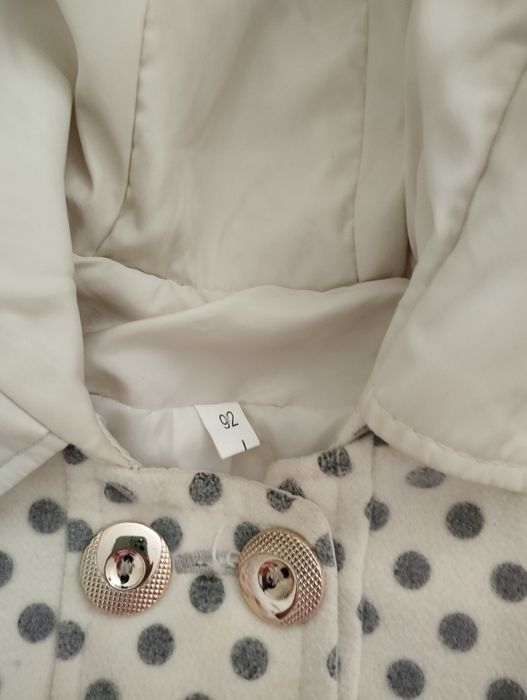 Нарядное пальто для девочки