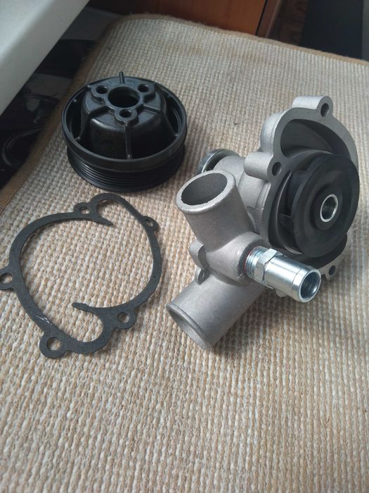 Насос водяний Газель