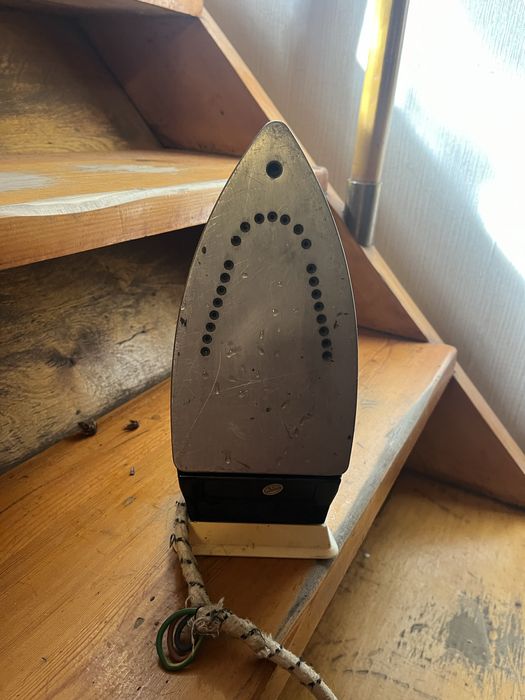 Утюг First Austria под ремонт/ запчасти,  Wagoon платье трикотажное