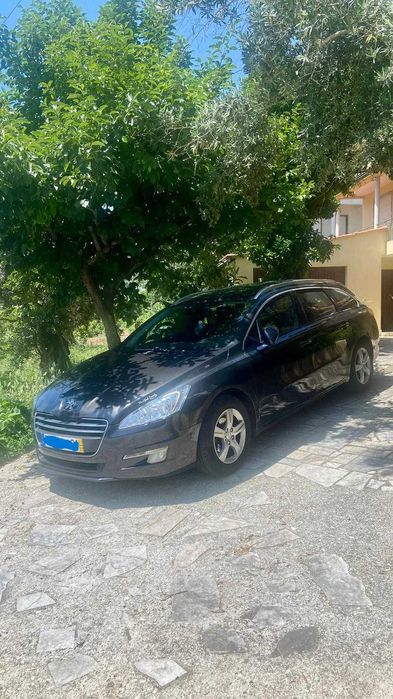 Peugeot 508 SW 2011