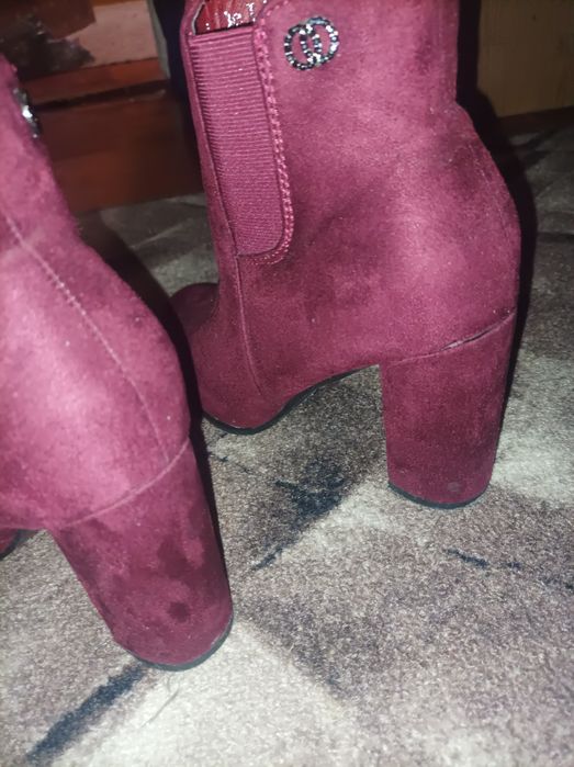 Ботильйони замшеві