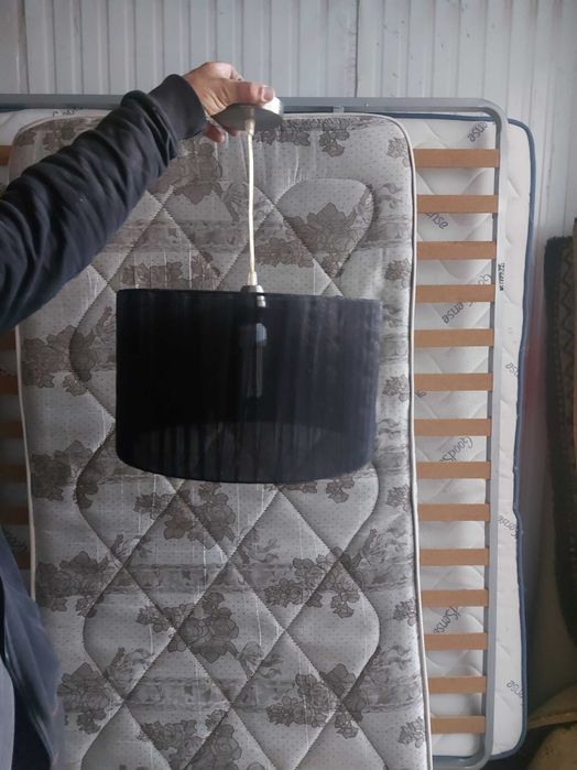 Candeeiros de teto e de mesa