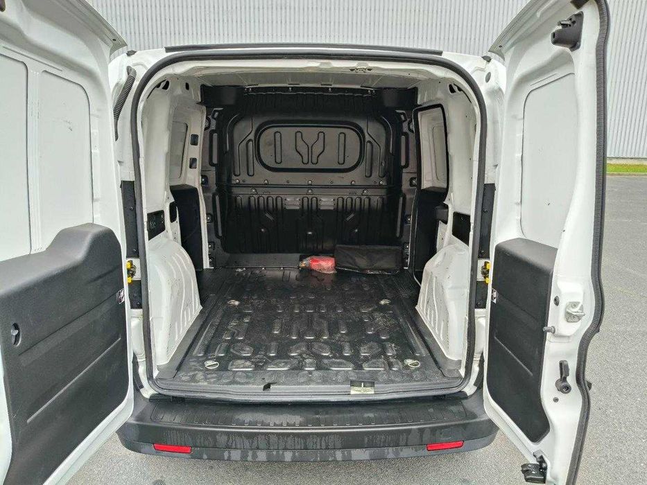 Fiat Doblo, Wynajem długoterminowy samochodów, wypożyczalnia aut