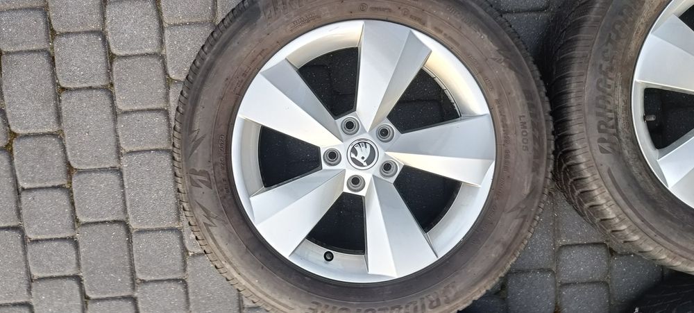 Felgi17 5x112 oryg Skoda Kodiaq opona zima 5,5mm 2020r kpl