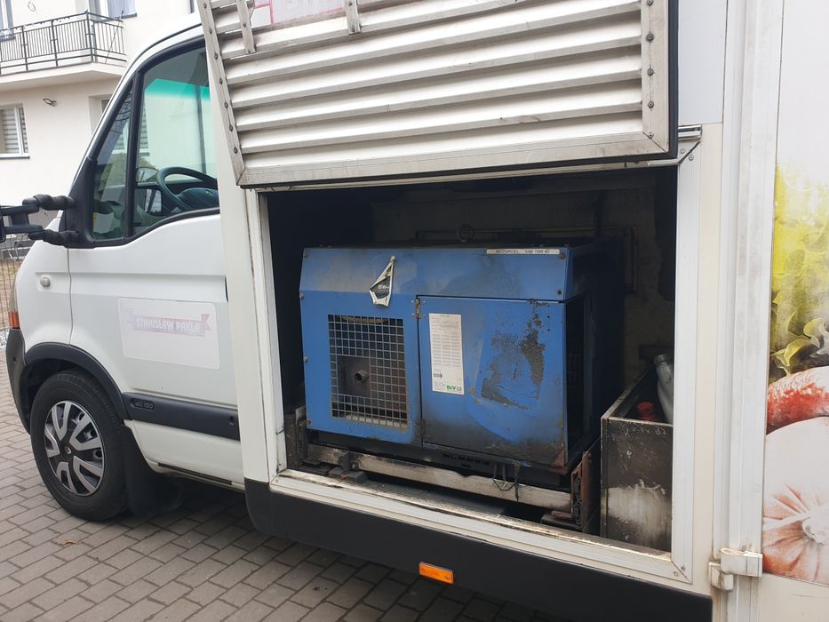 Renault Master * Autosklep * foodtruck * wędliny * ryby * agregat *