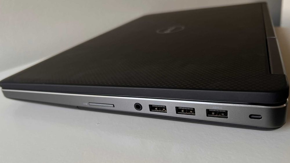 Portátil Dell Precision 7520 | Workstation Gama Profissional | i7-6820HQ | 32GB RAM | SSD 512GB | NVIDIA Quadro M2200 | Full HD 15.6" Notebook Laptop
