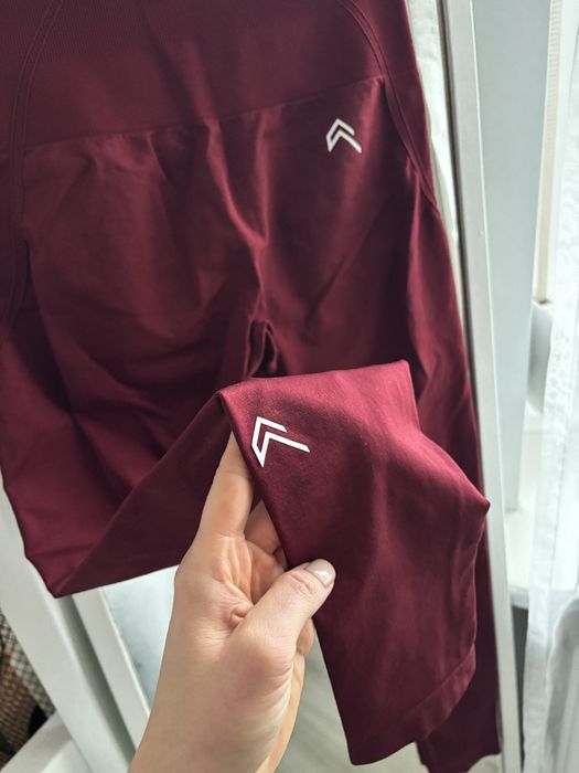 Leginsy treningowe bordo push up