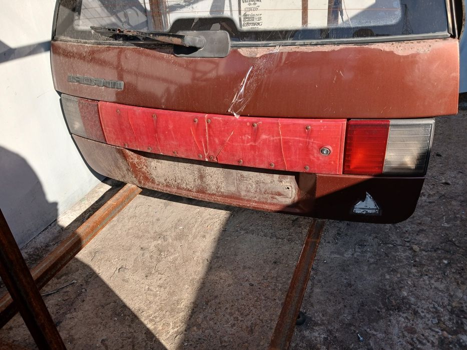 Стоп, ляда, кришка багажника ваз 2111