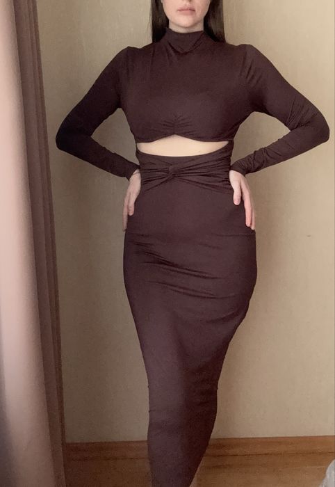 Шоколадна сукня міді, нова, розмір M-L