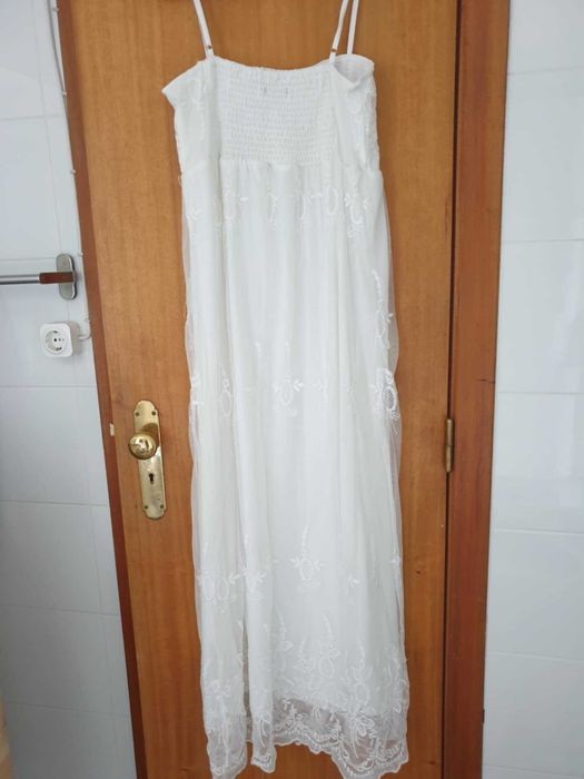Vestido longo bordado