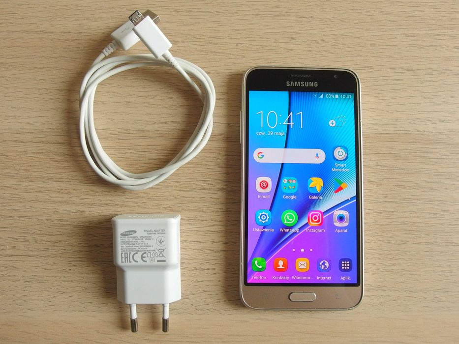 SAMSUNG Galaxy J3 SM-J320FN super amoled NFC android 5.0