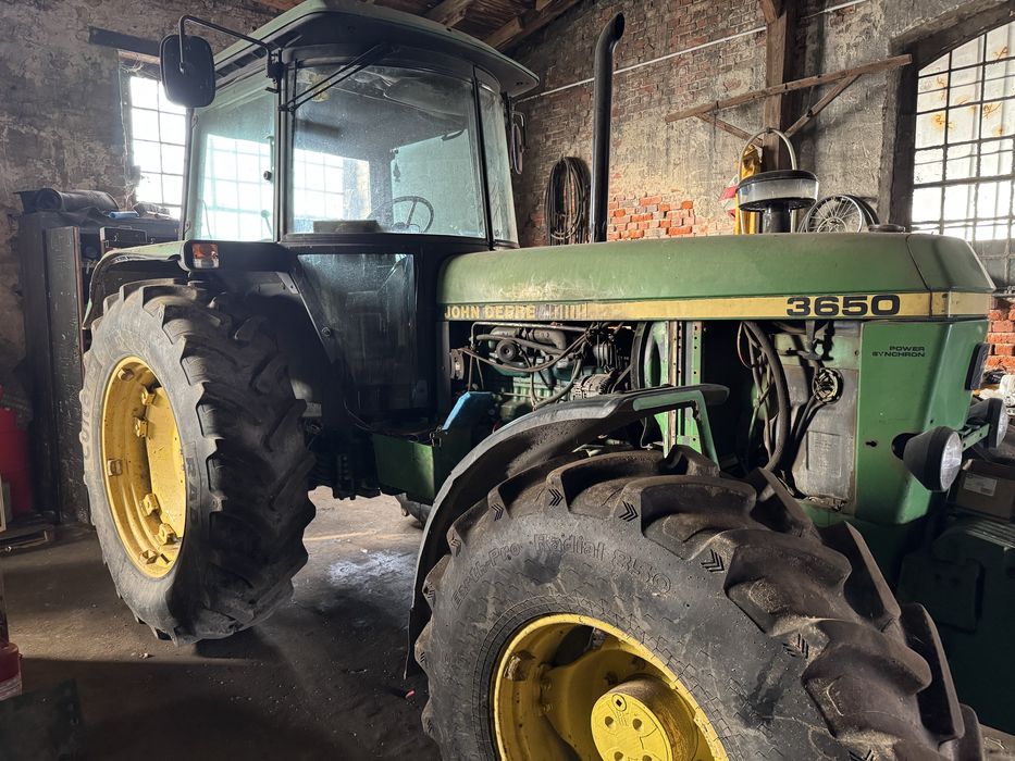 John  Deere  3650